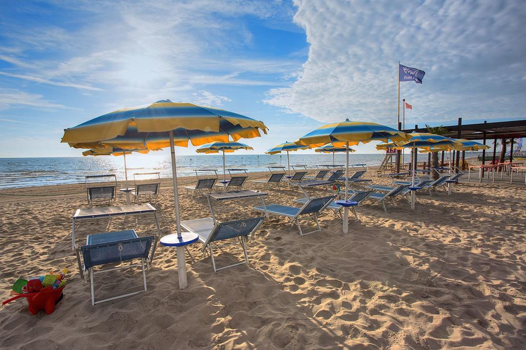 Le Murrine Frontemare Apartment Seaview Sottomarina Zimmer foto